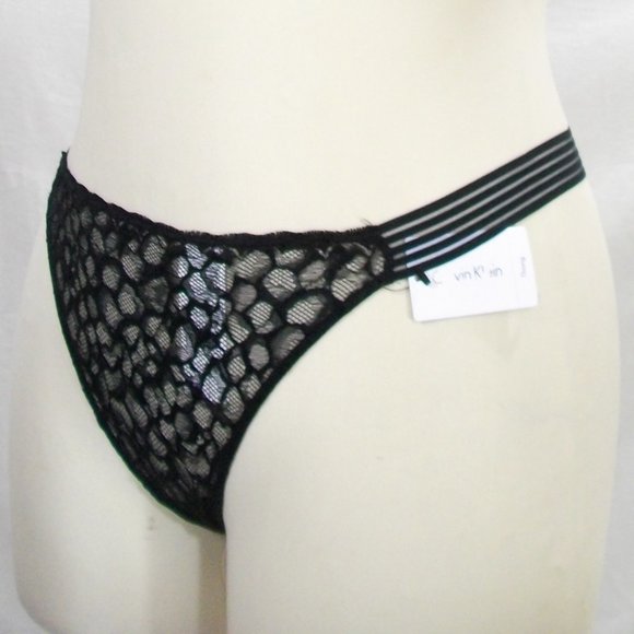32D / Medium Calvin Klein Vixen Molded Lace Bra & Thong Set Black NWT - Picture 13 of 16